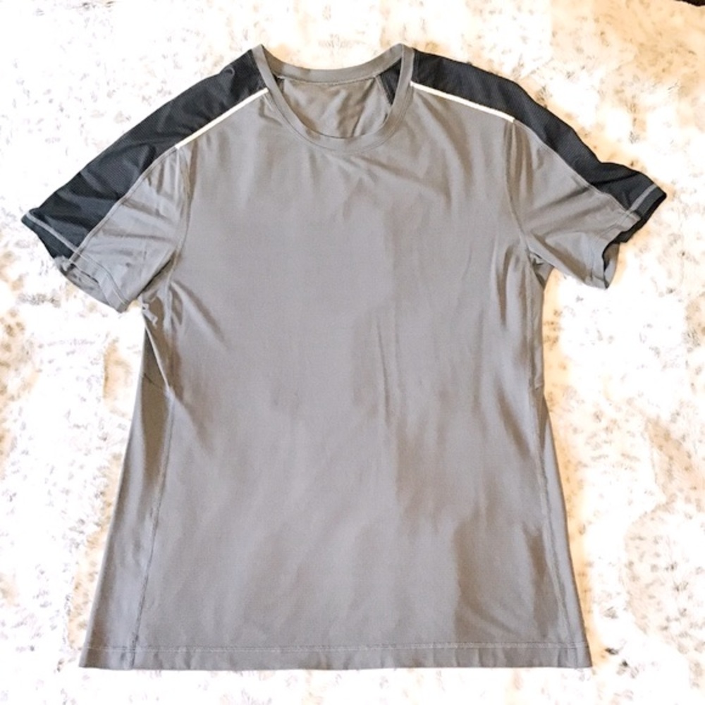 LULULEMON Repetition Short Sleeve